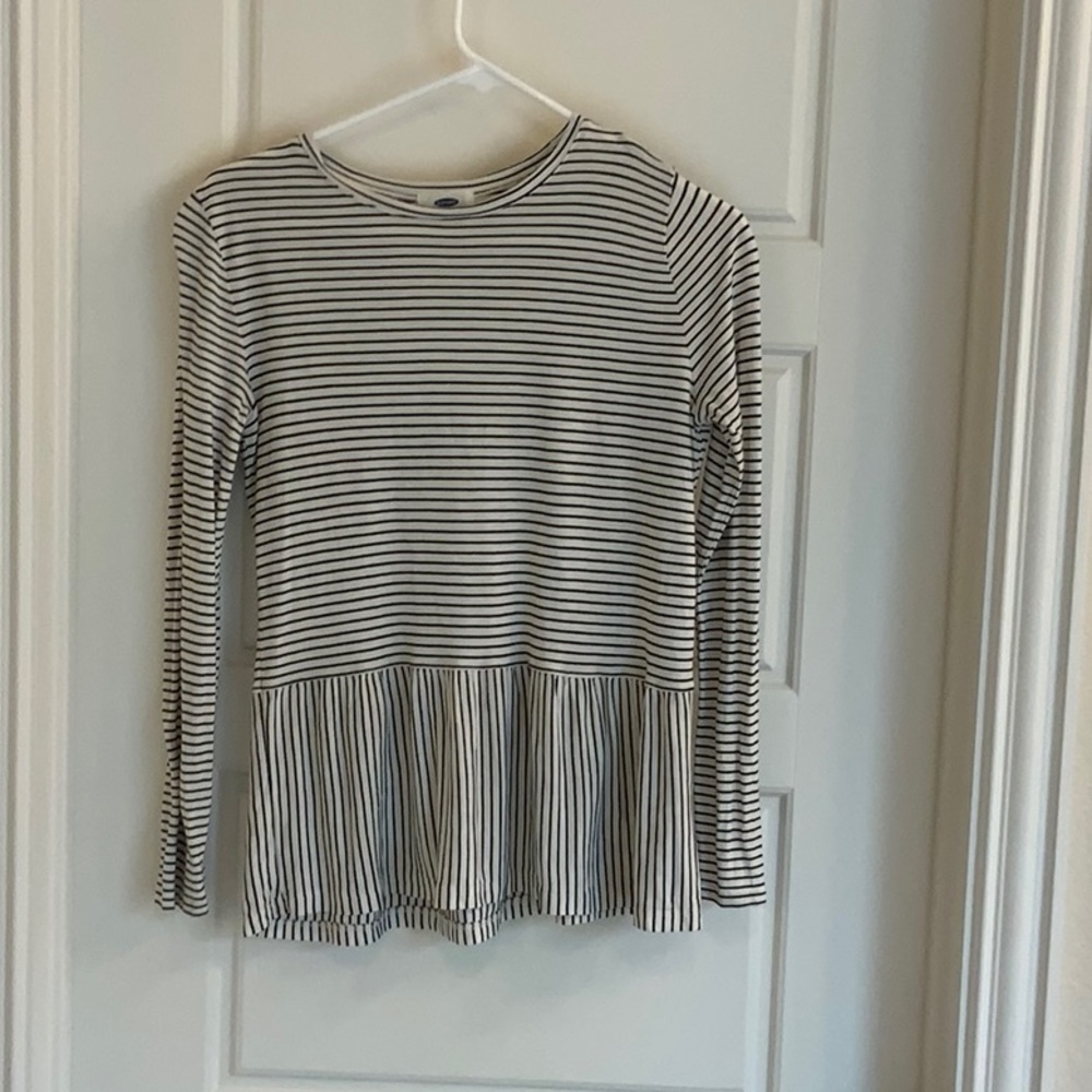 Old navy striped long sleeved peplum tee